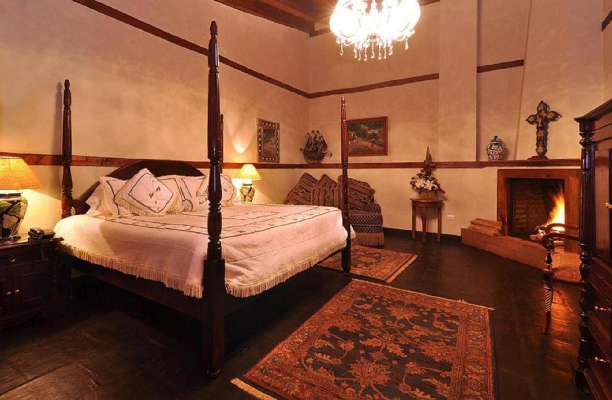 Mansion De Los Suenos Пацкуаро Номер фото